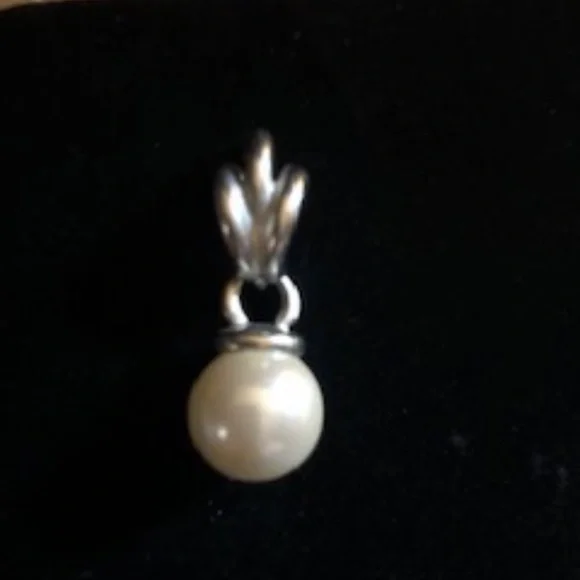 Silver & Pearl Stone Earrings *NWOT* - Picture 2 of 5